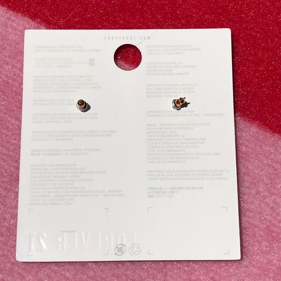 Forever 21 🌟NEW✨ earrings - Picture 4 of 7
